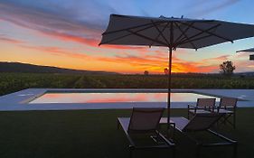 Casa Mulino - Where The Vineyards Meet The Sea